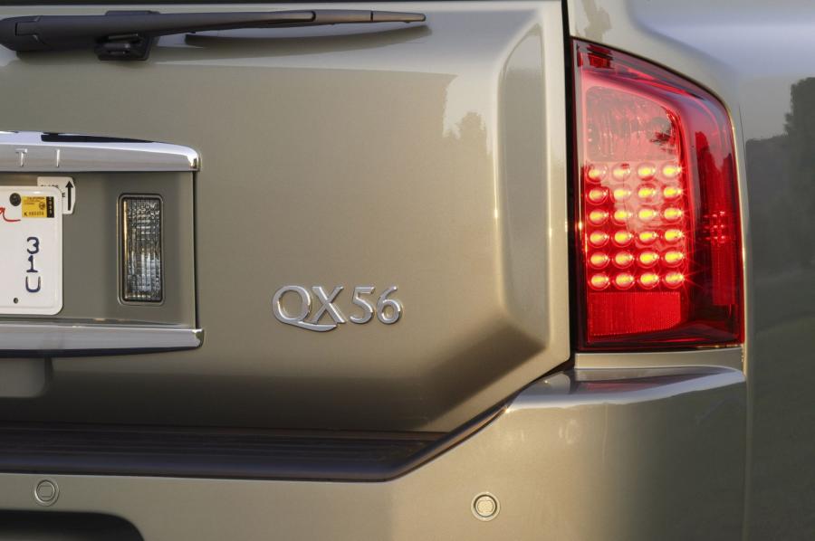  Infiniti QX56 2008 года  (фото 15 из 56)